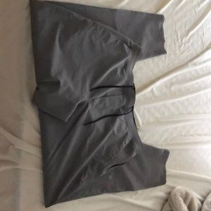 Men’s Lululemon license to train pant. Size XL.